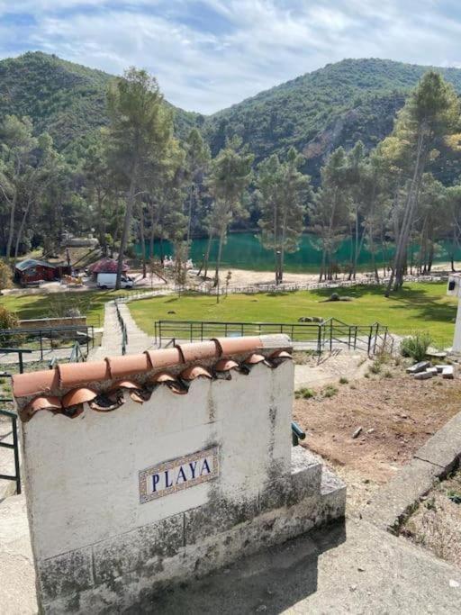 Encantadora cabaña de madera Albalate De Zorita Exterior foto